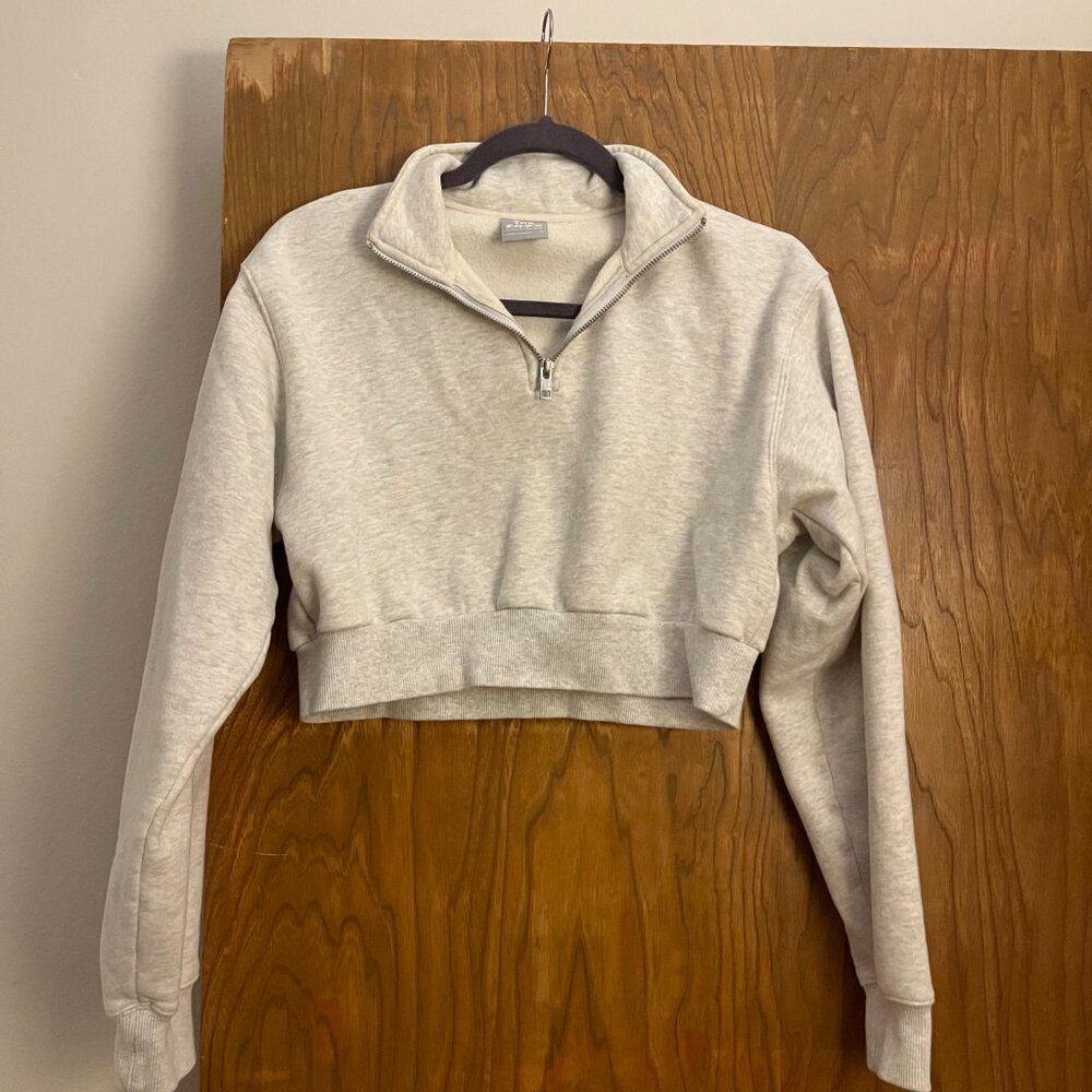 Aritzia TNA Airy Fleece Cropped Quarter Zip